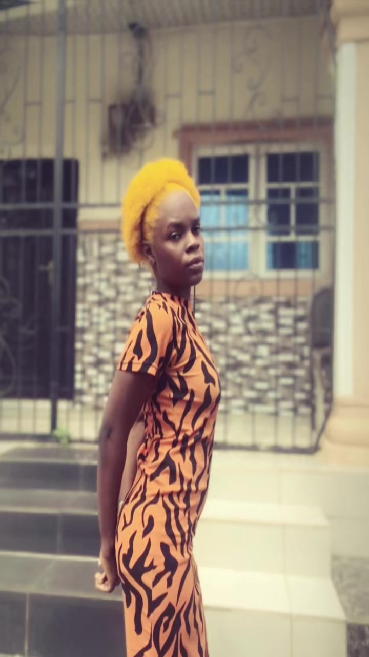 @OLUWATOYIN🖤