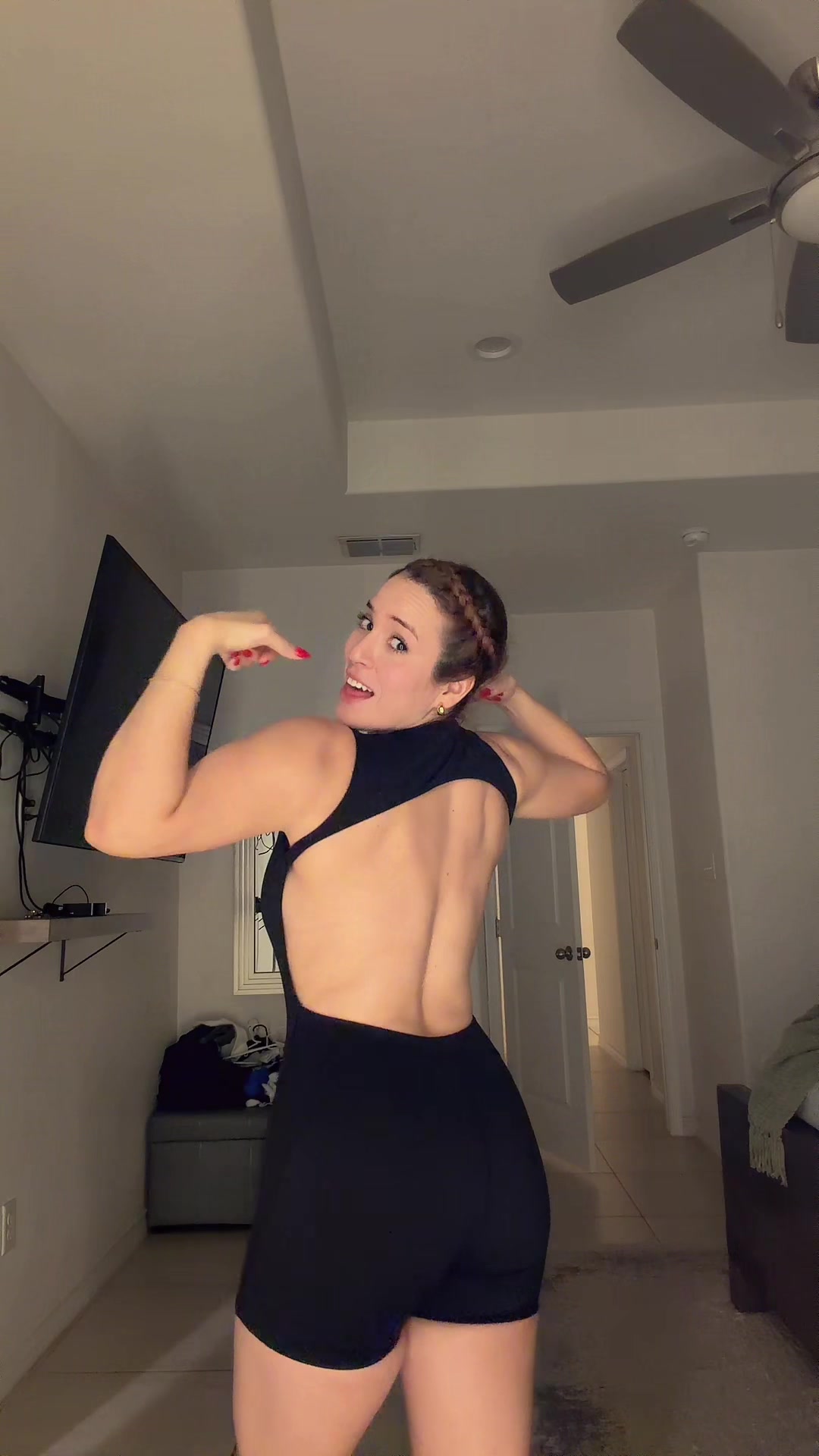 @mirellaperez