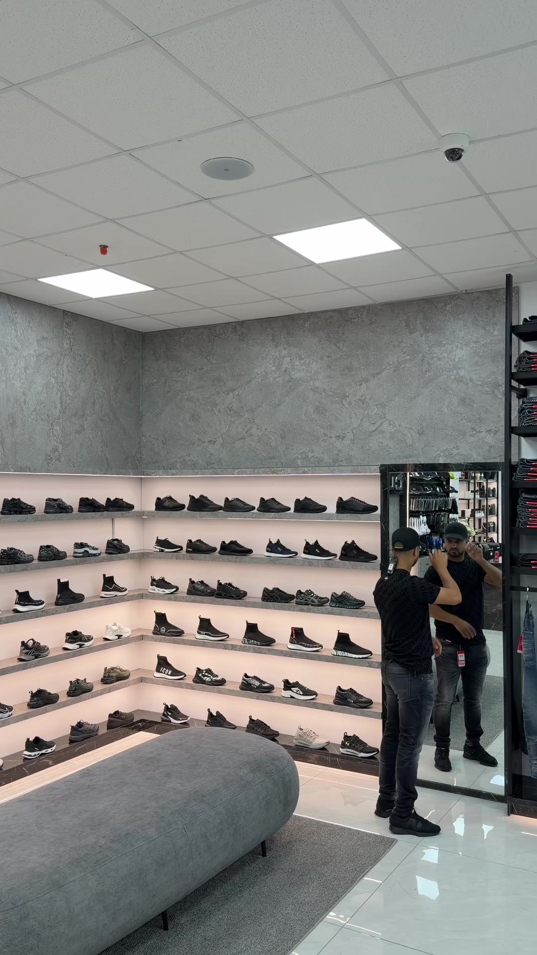 @CUPRA FOR MEN