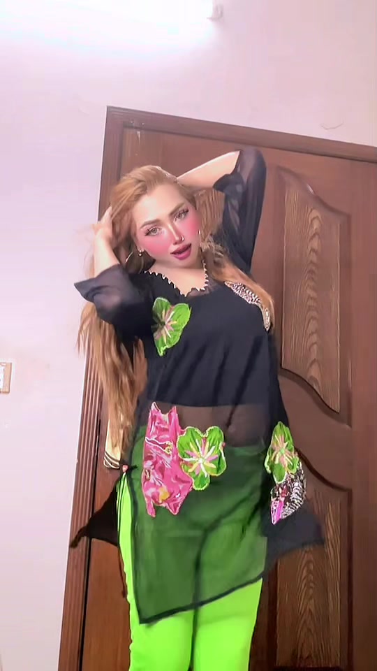 @Khawahishbutt💎