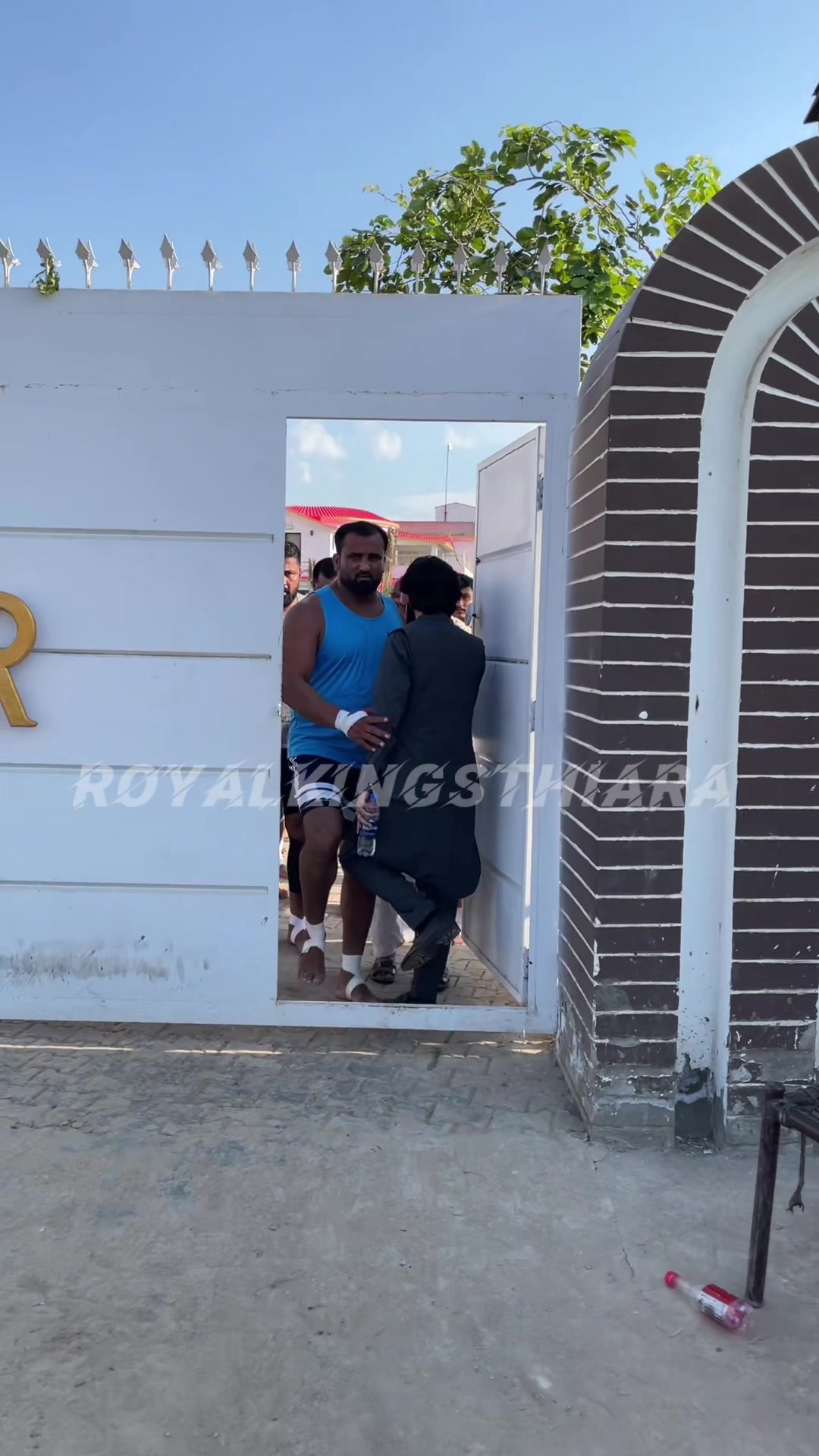 @Royalkingsofficial