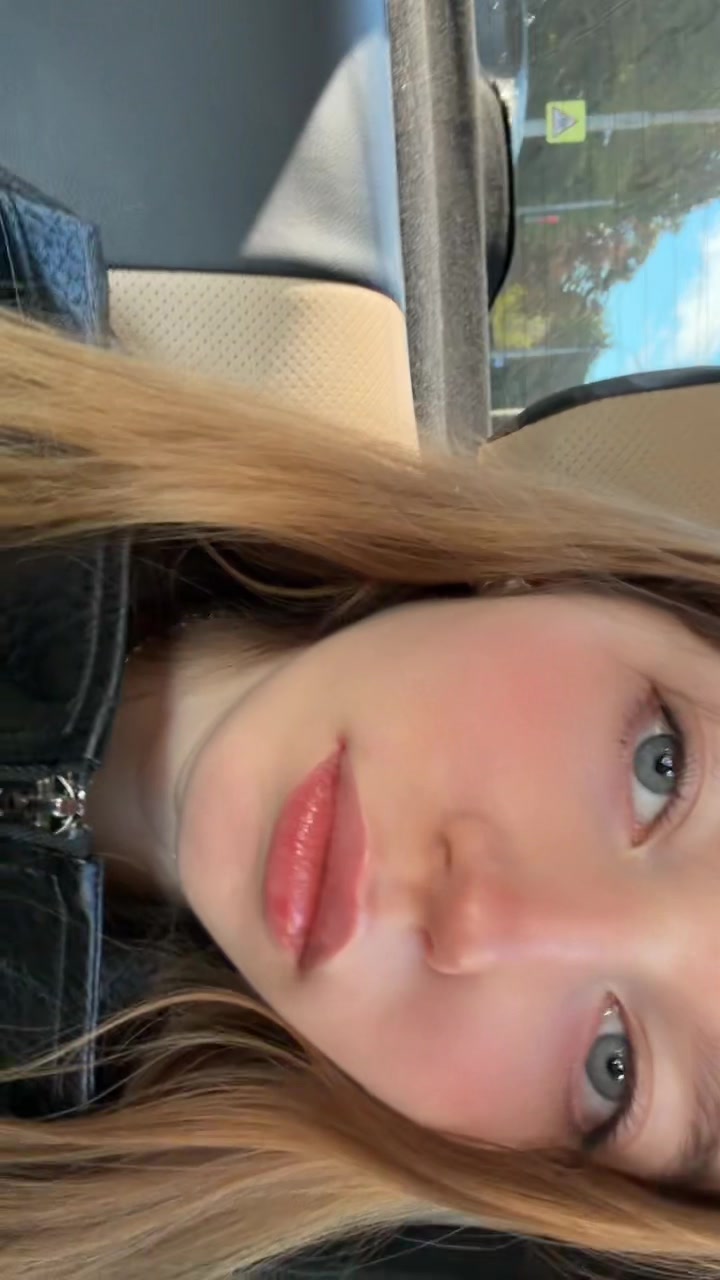 @🦇