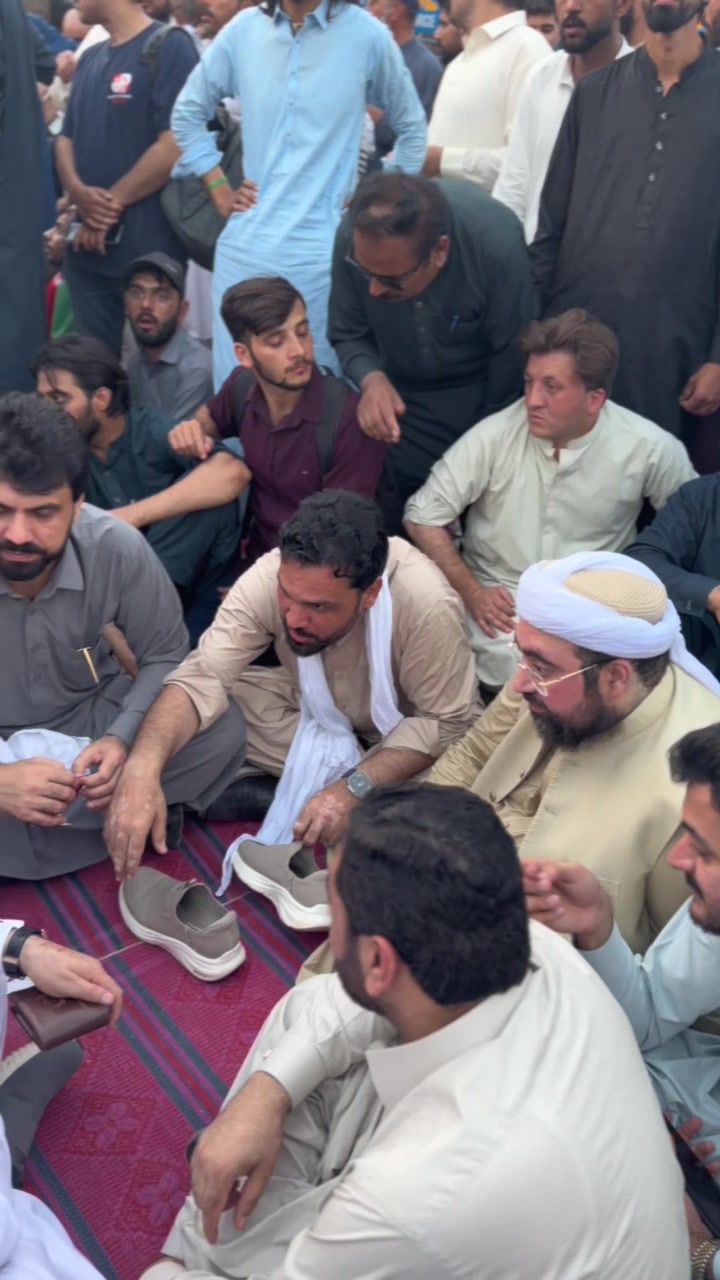 @Musharaf Afridi ISF fans