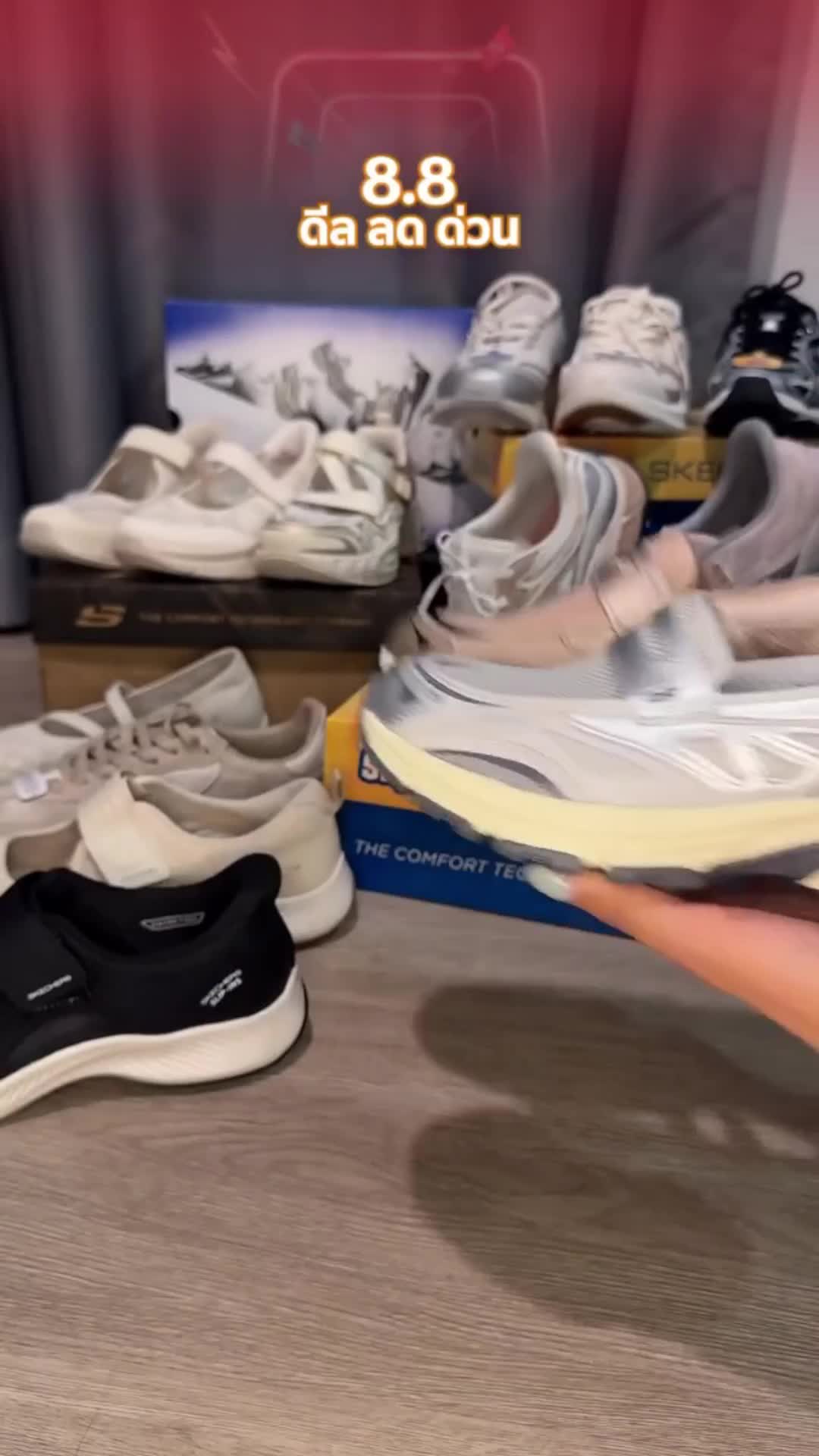 @K.S6titchSkechers