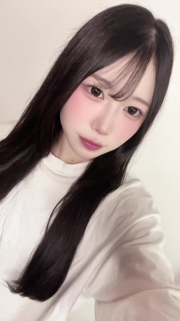 @めいな