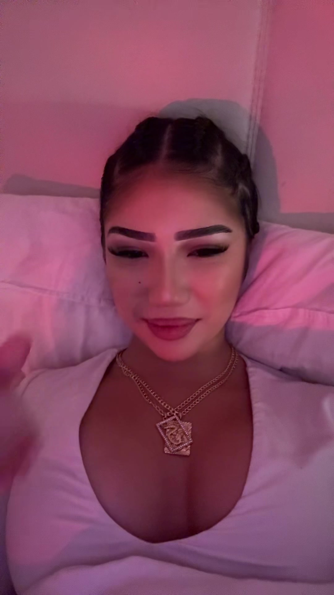 @rebeccadng