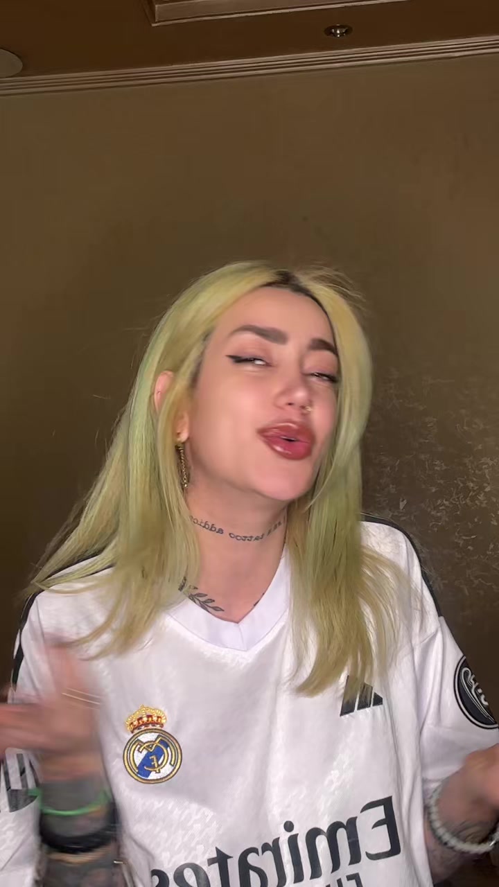 @لمى شريف