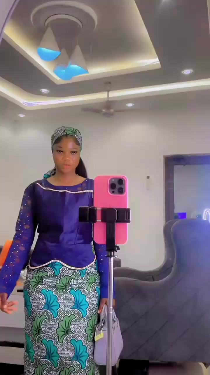 @$😍//RICH🤑AUNTY….//💕$❤️