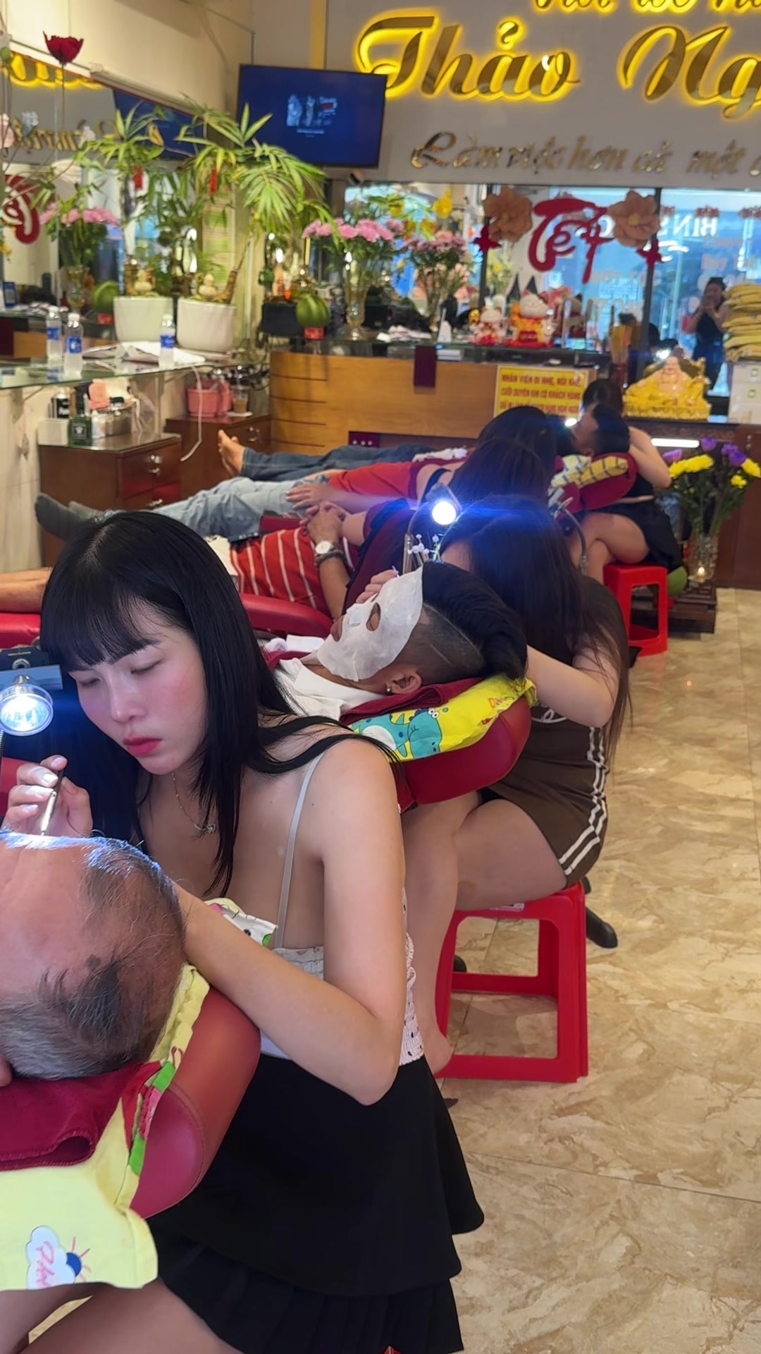 @HỚT T&Oacute;C NAM THẢO NGUY&Ecirc;N Q4