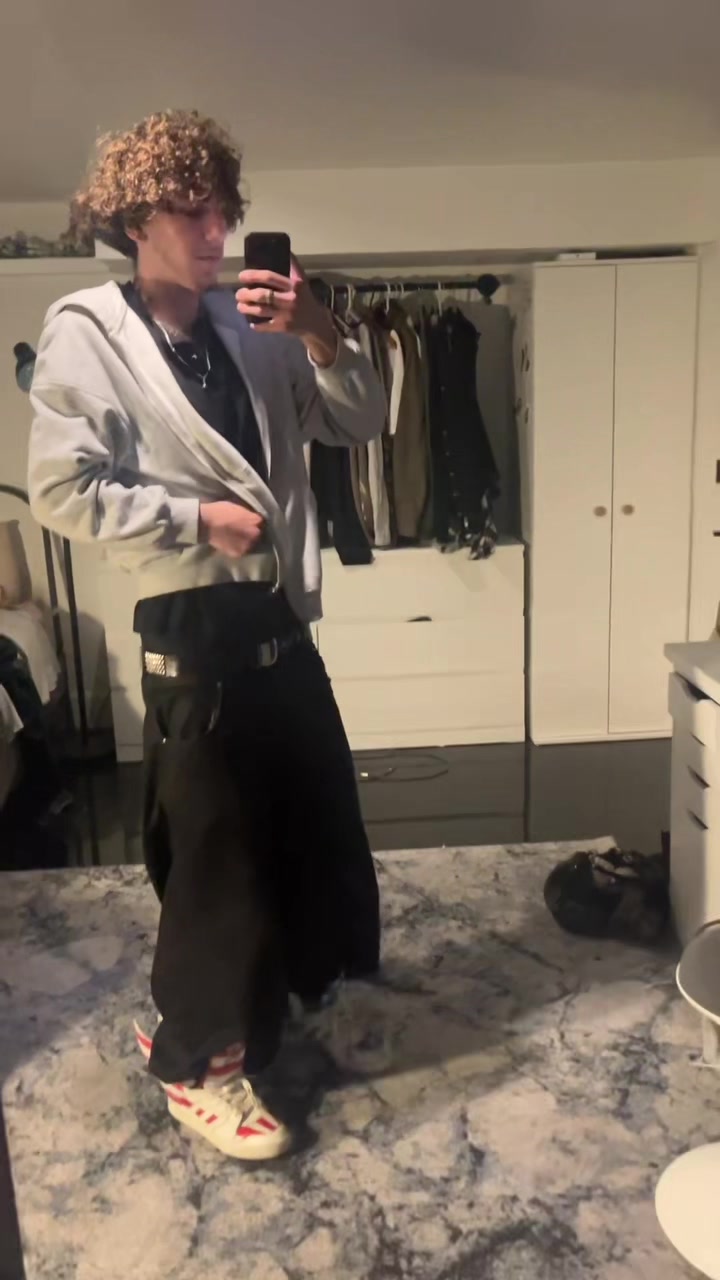 @g0awaycaleb