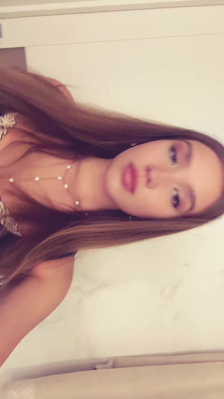 @verónikk