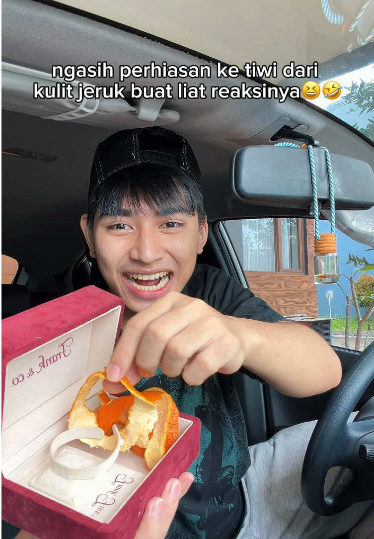 @miftahmbrk