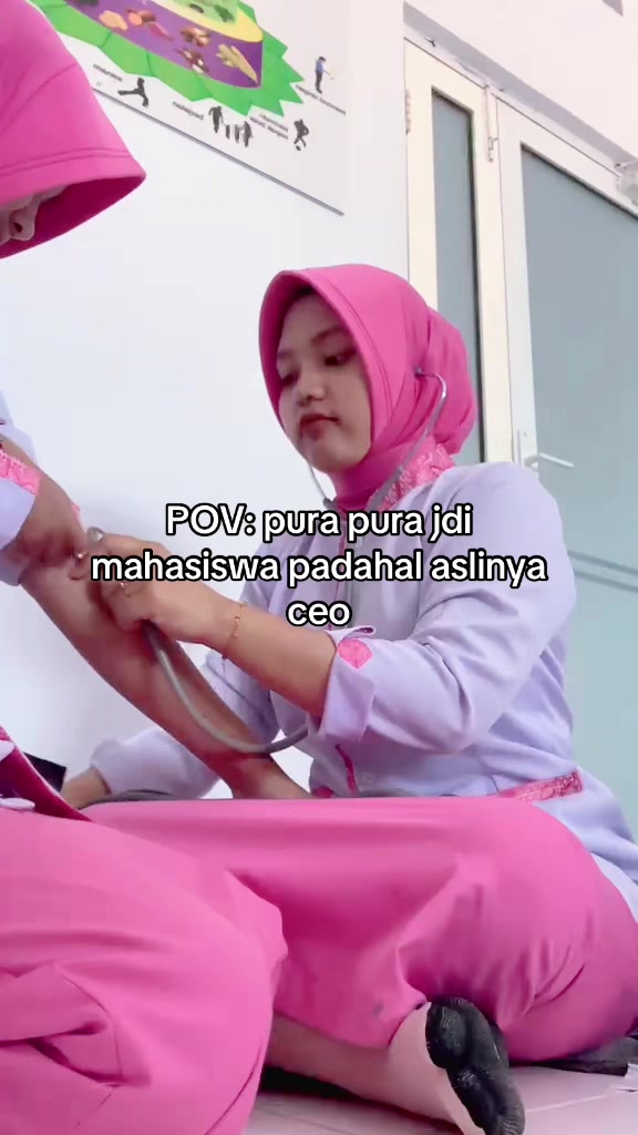 @Auraaa__