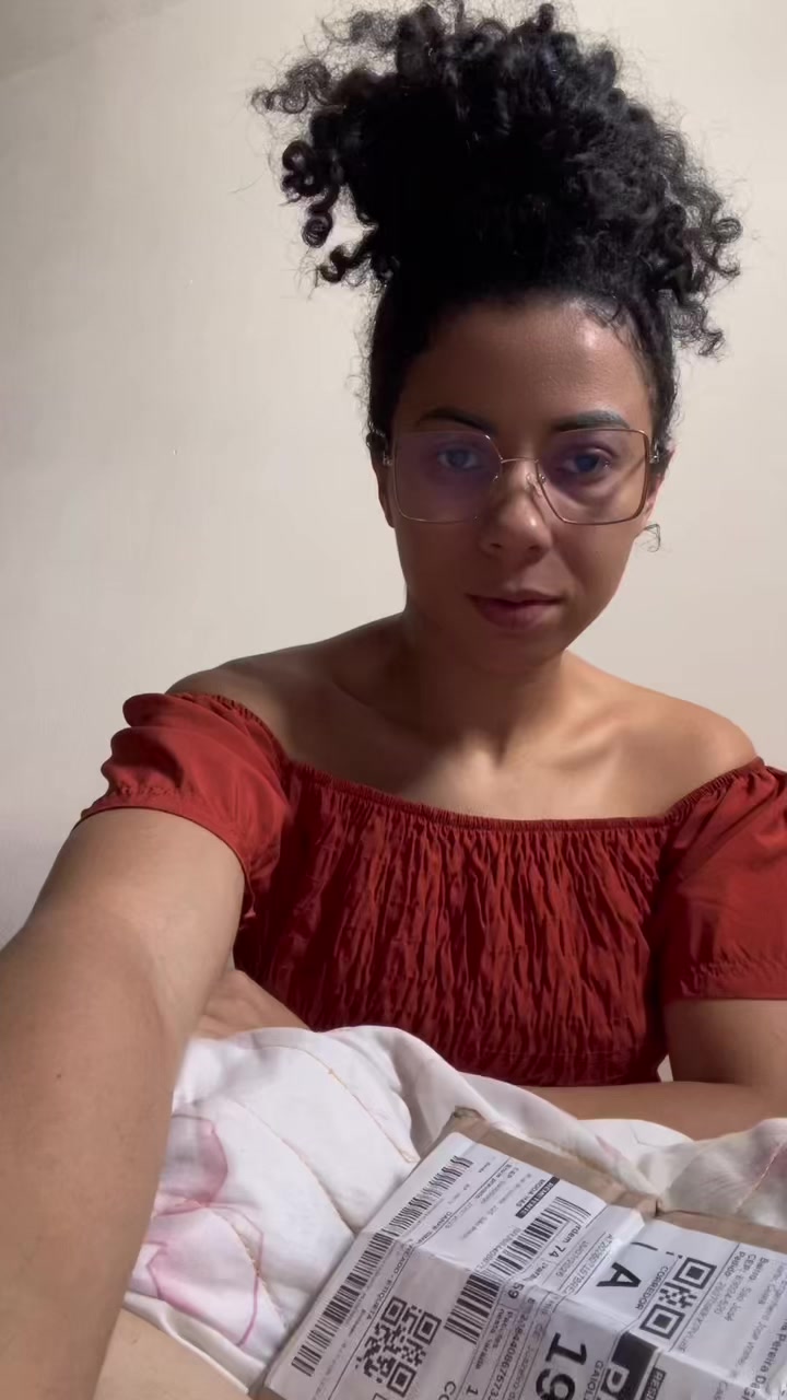 @helenaeataxia