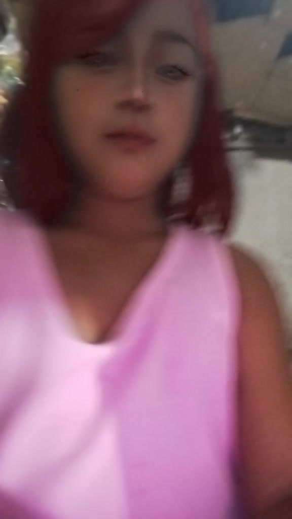 @celineeeee