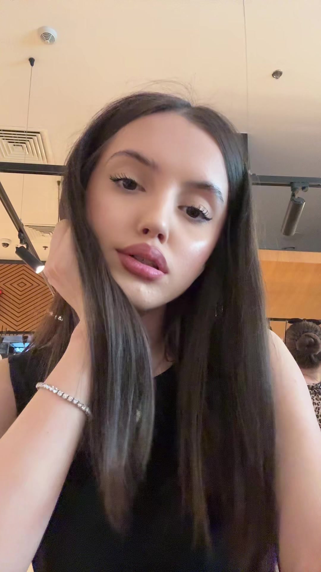 @roksi