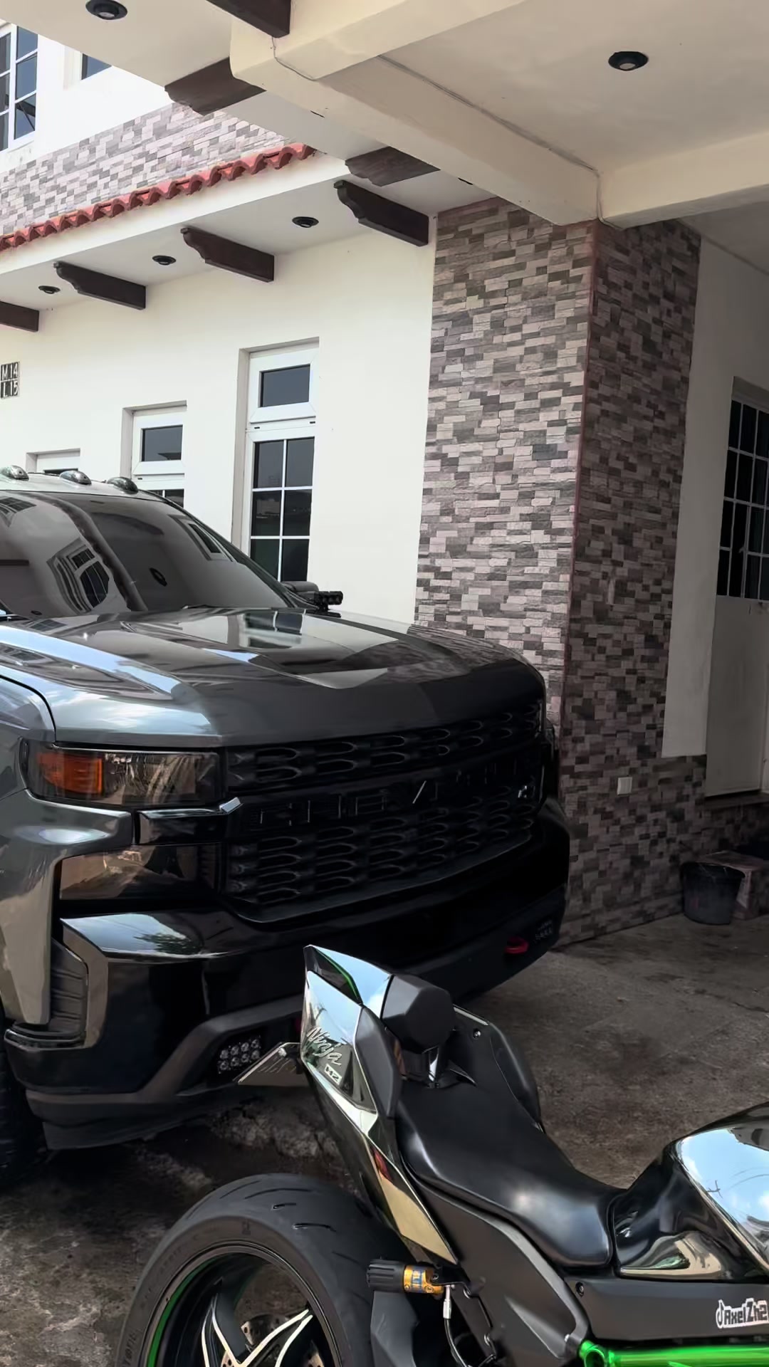 @AxelHilux