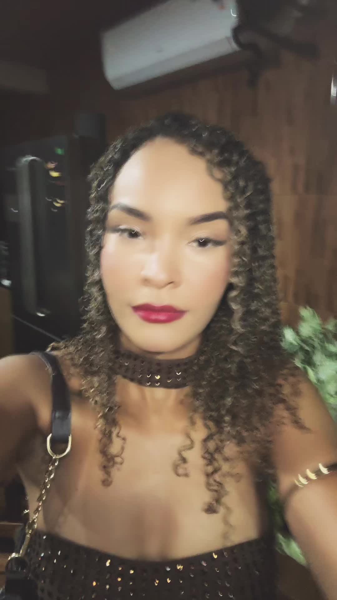 @Quelzinha