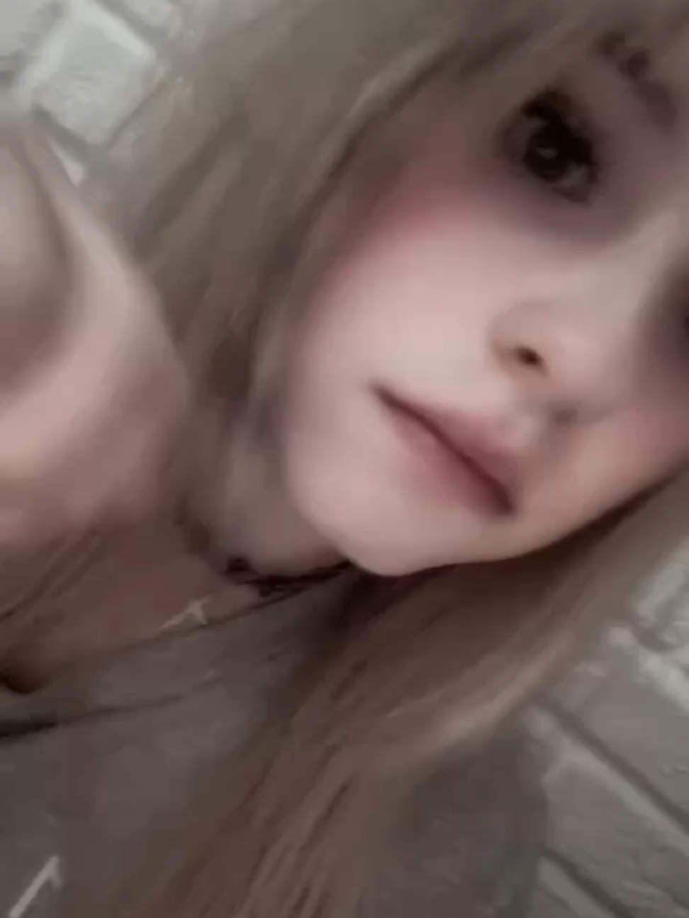 @Лифонова