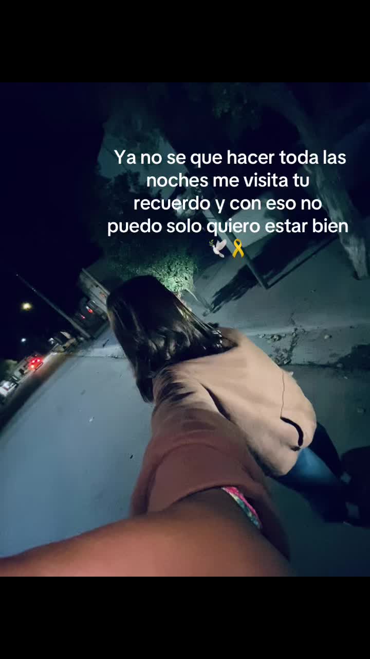 @🦋