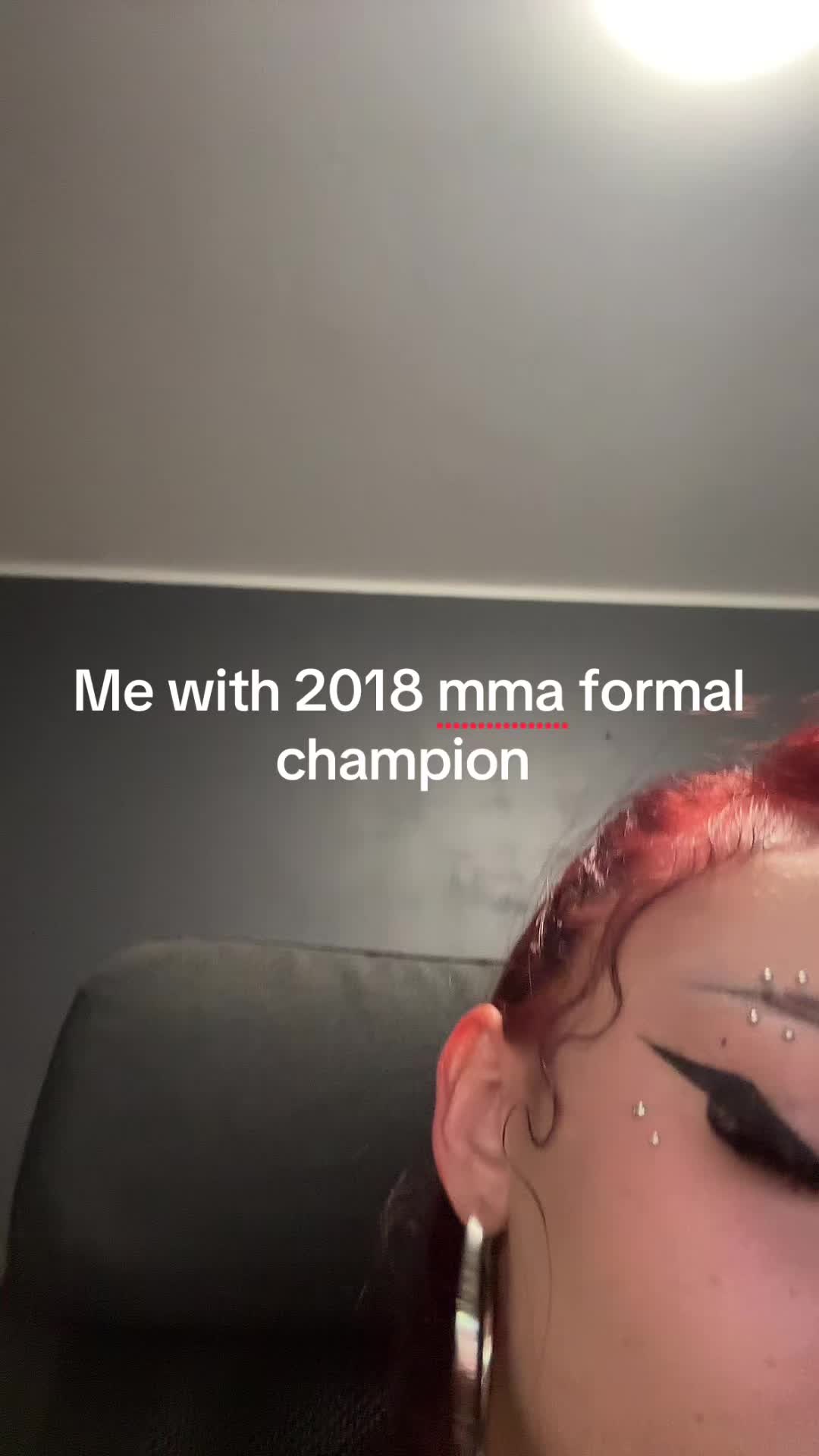 @jajoglowie