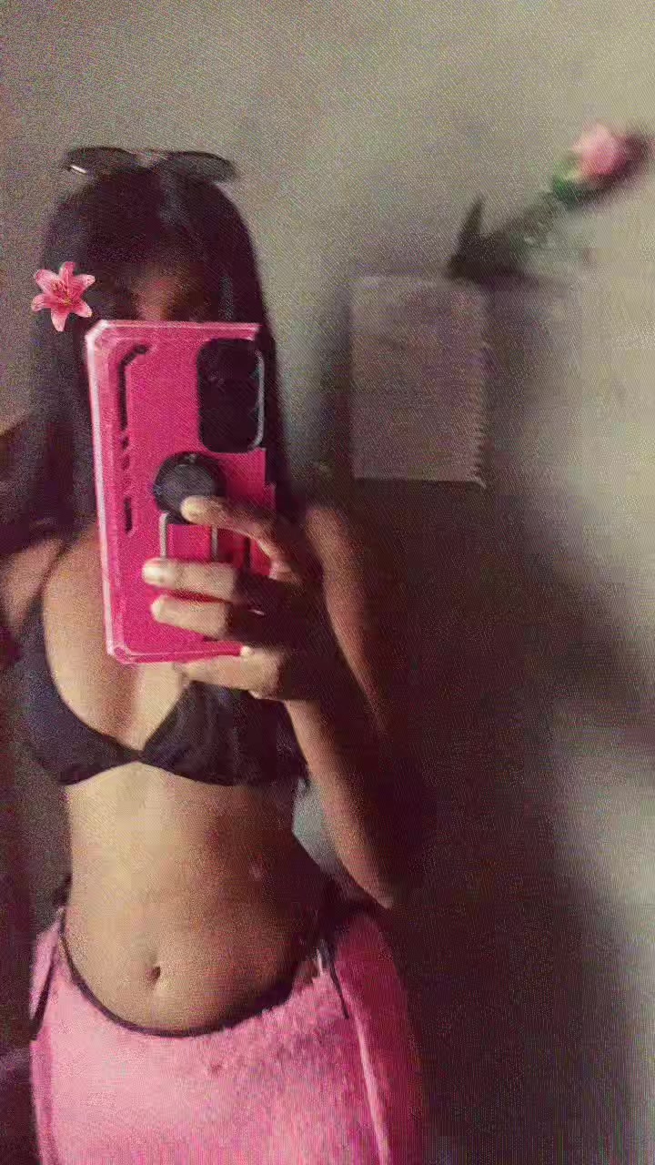 @Nia