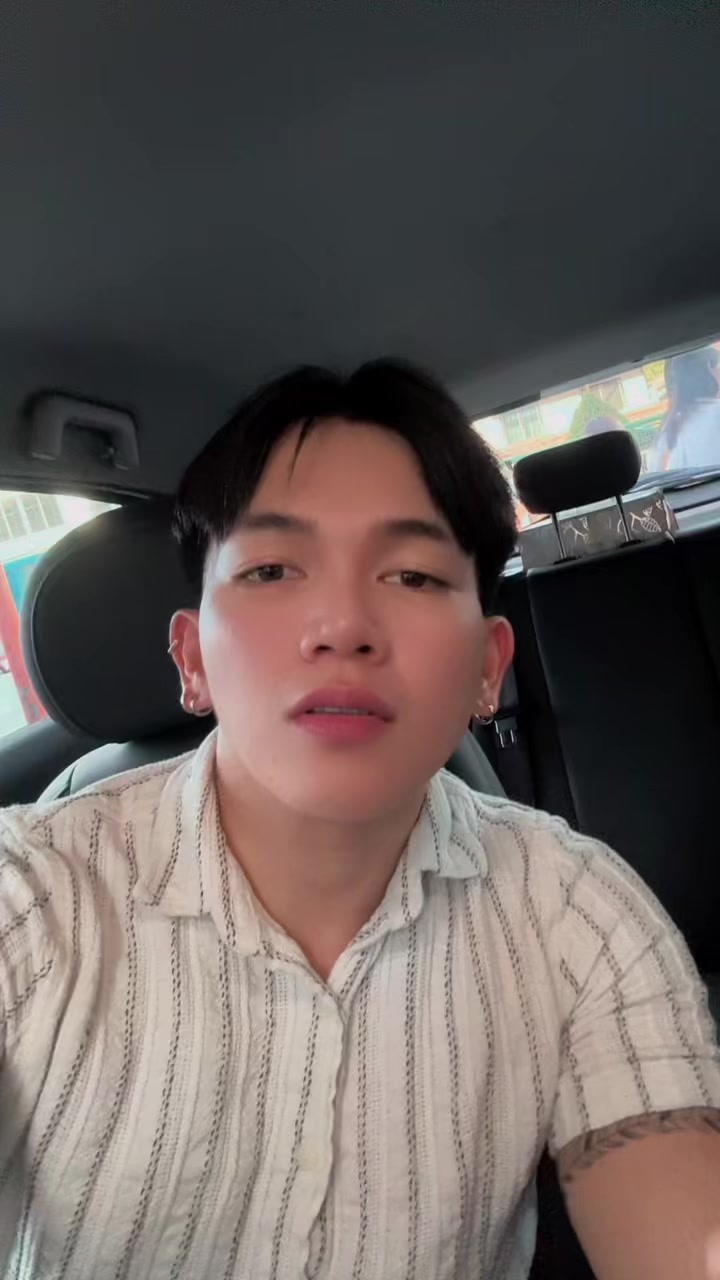 @CH R IS ᵇᶻ