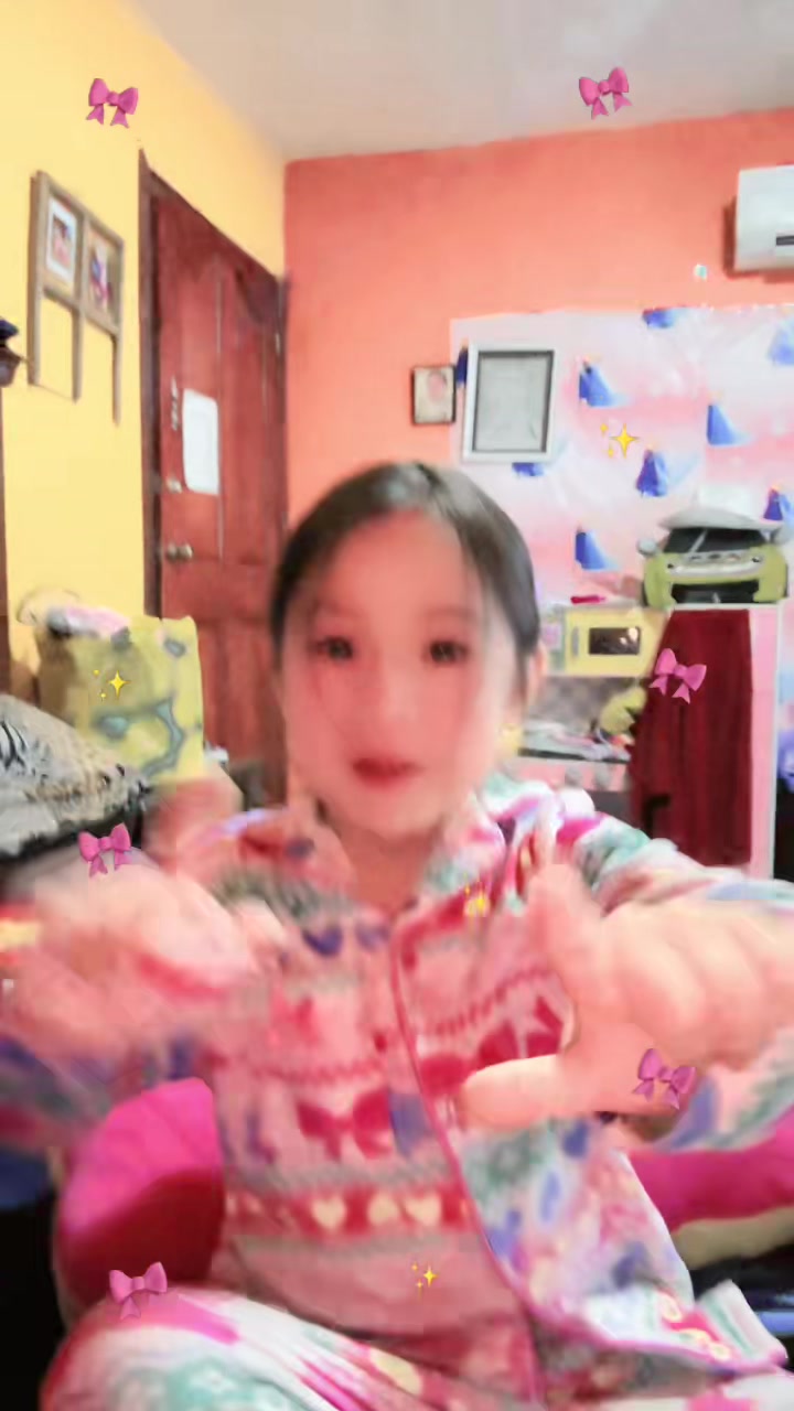 @~ʏᴜʀɪᴄᴏ ʜᴅᴢ🍒