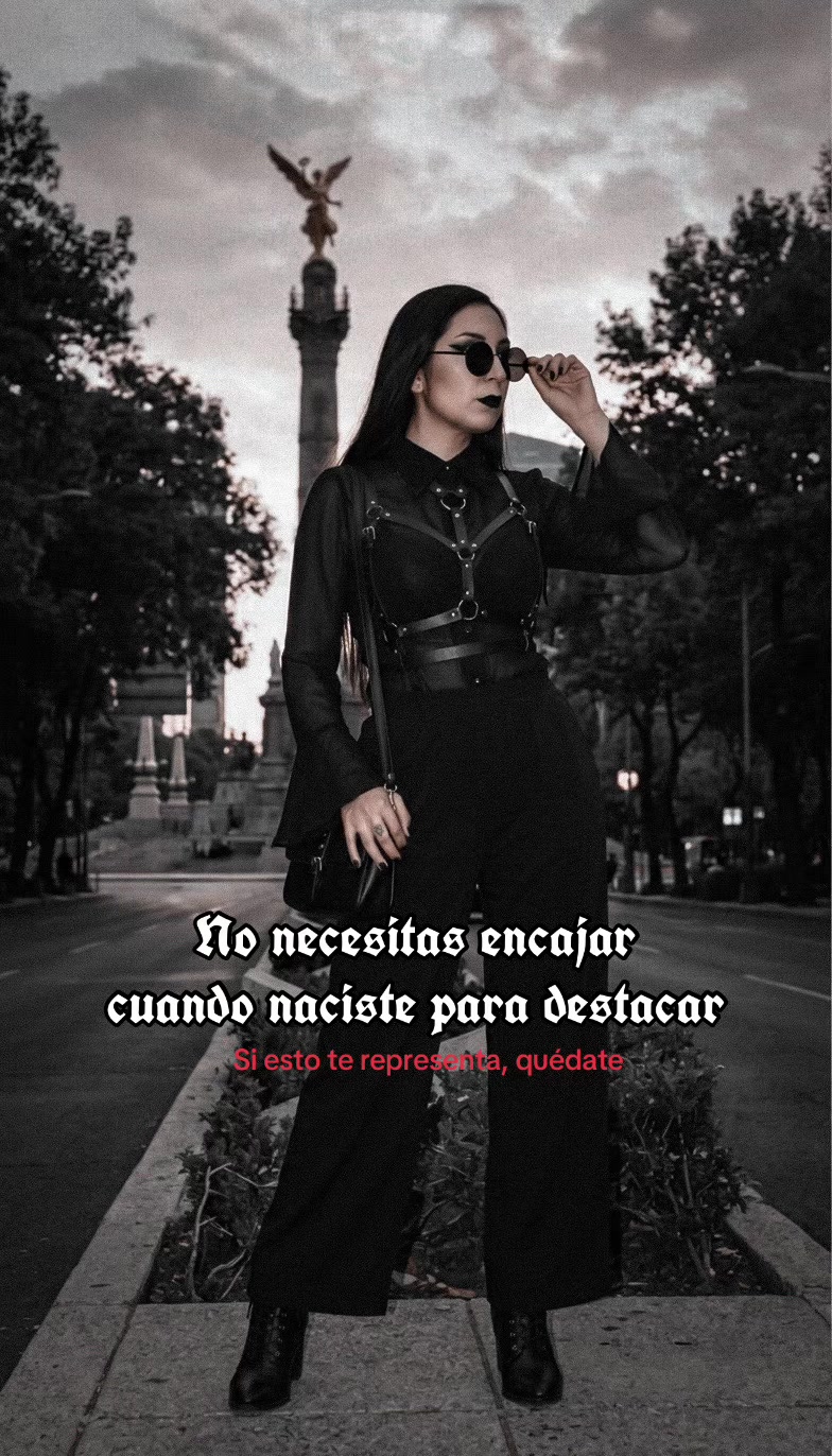 @monniemoon_