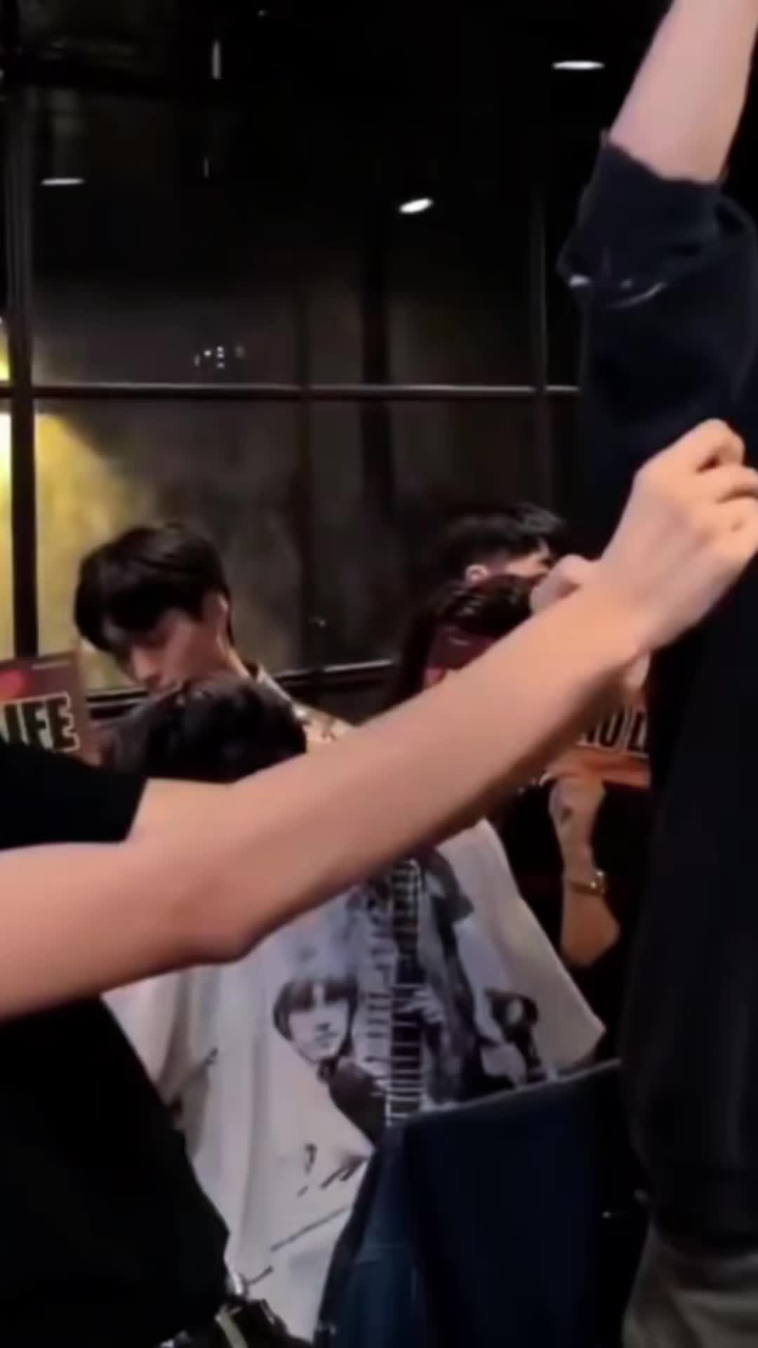 @Cantiknya marklee^^
