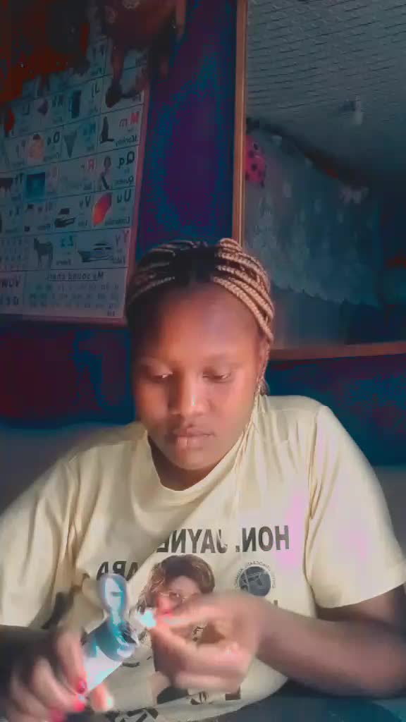 @Kikuyu babe🫦👅💗