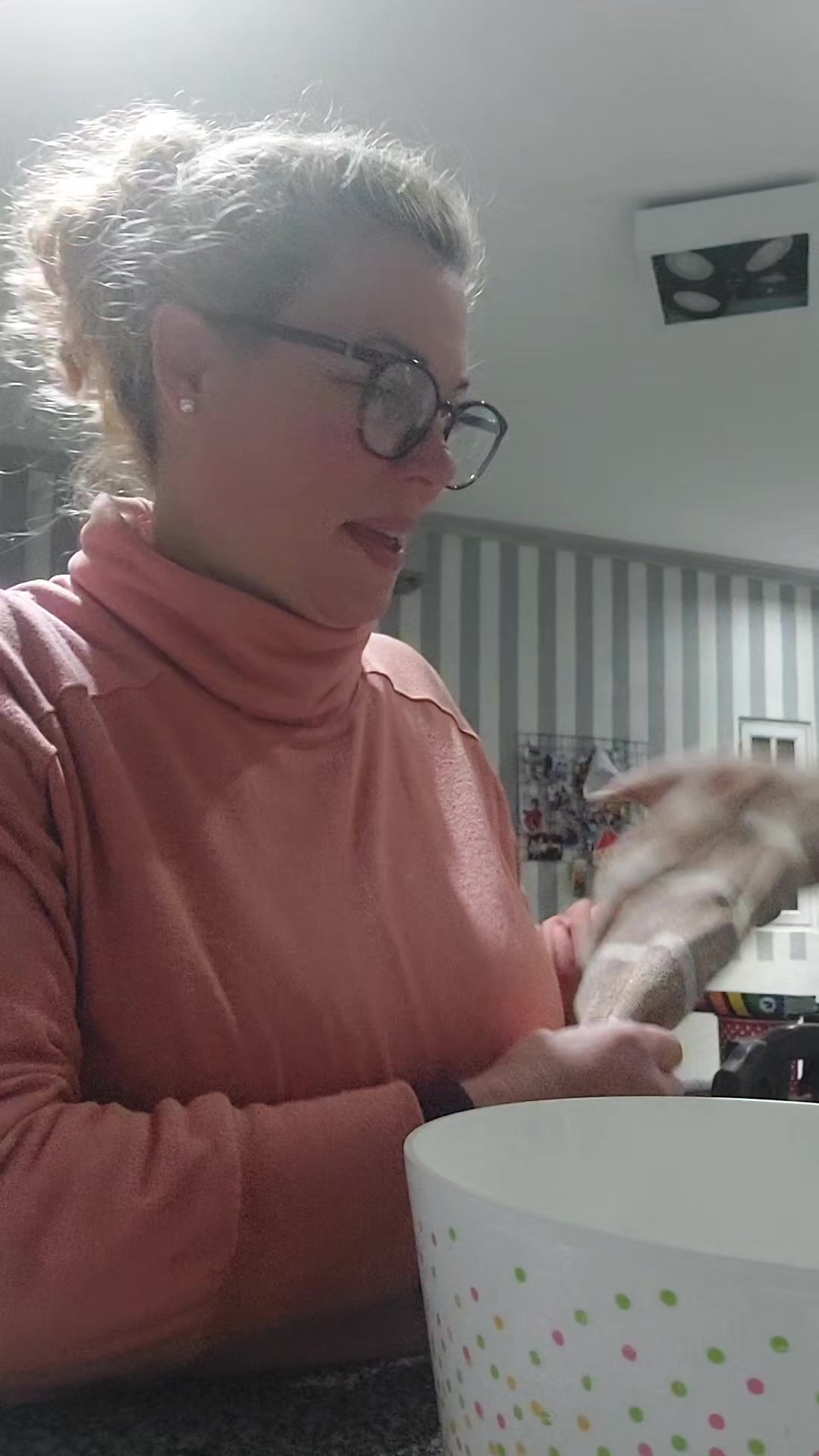 @Esther_Mosobicho