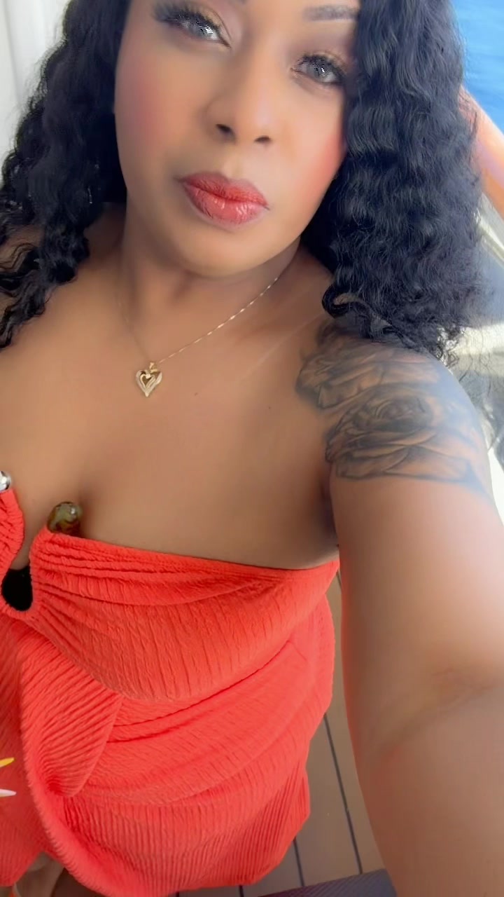 @PrettygirlJ