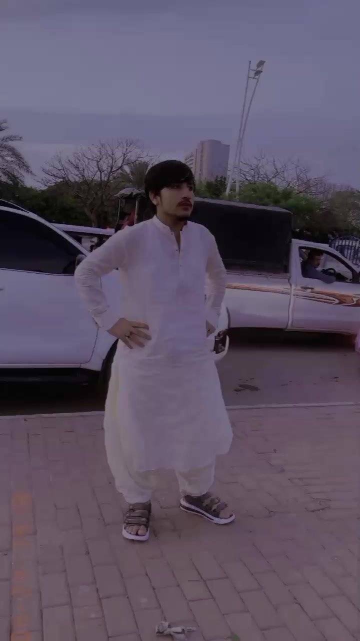 @👑زڑگو💓باچا👑