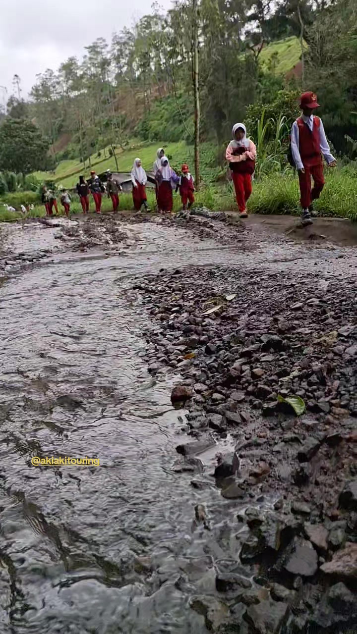 @akiakitouring