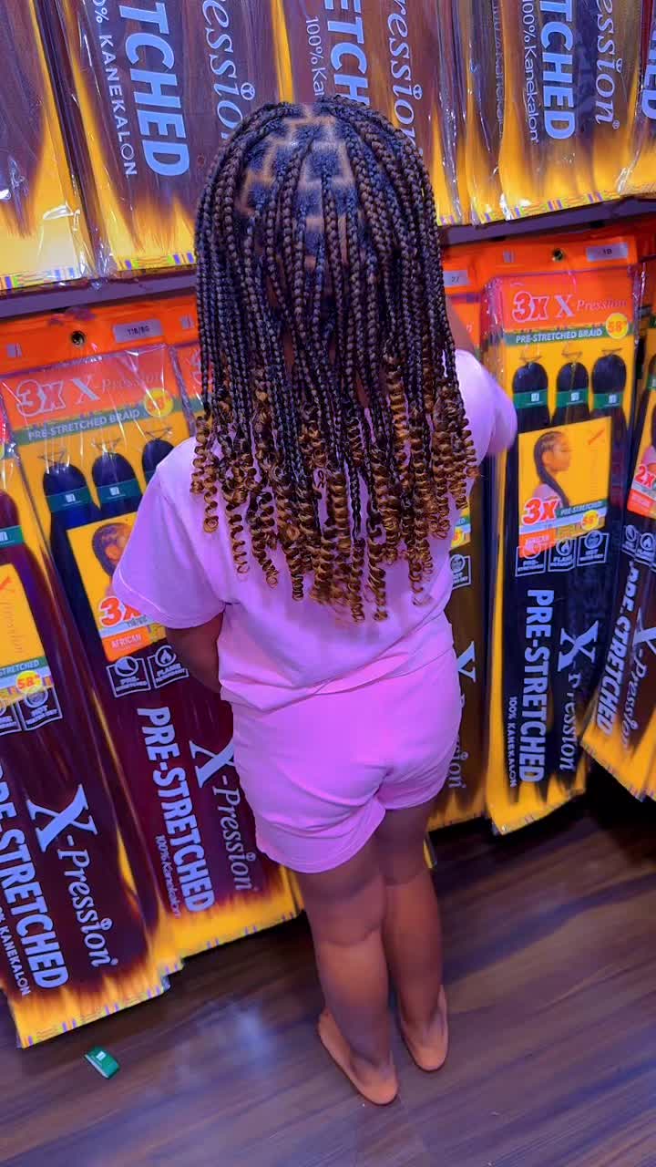 @Hair stylist 239