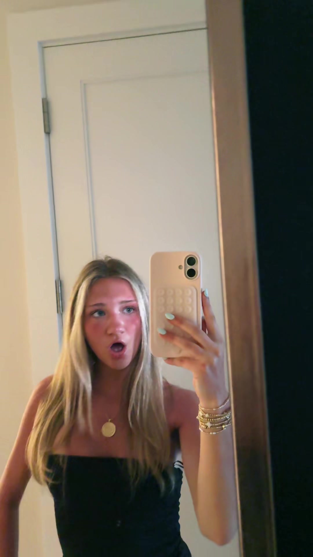 @evelyn