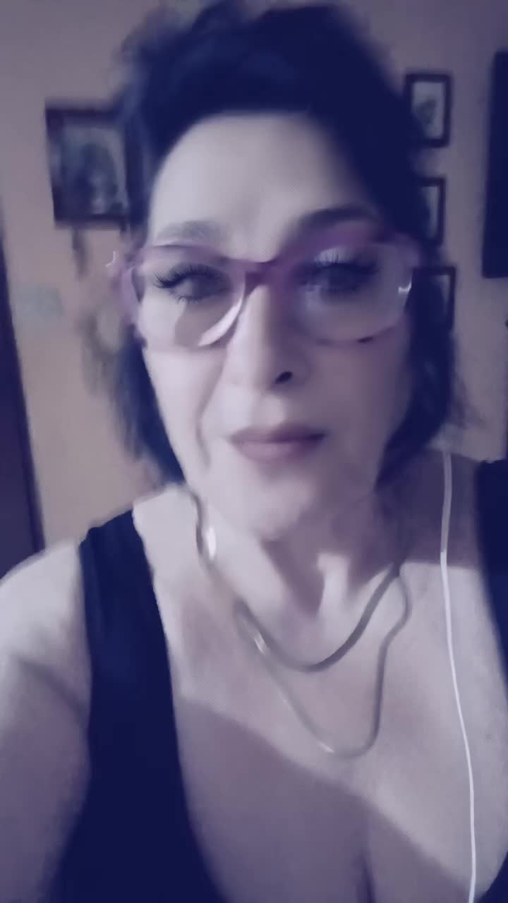 @Maria Rosaria
