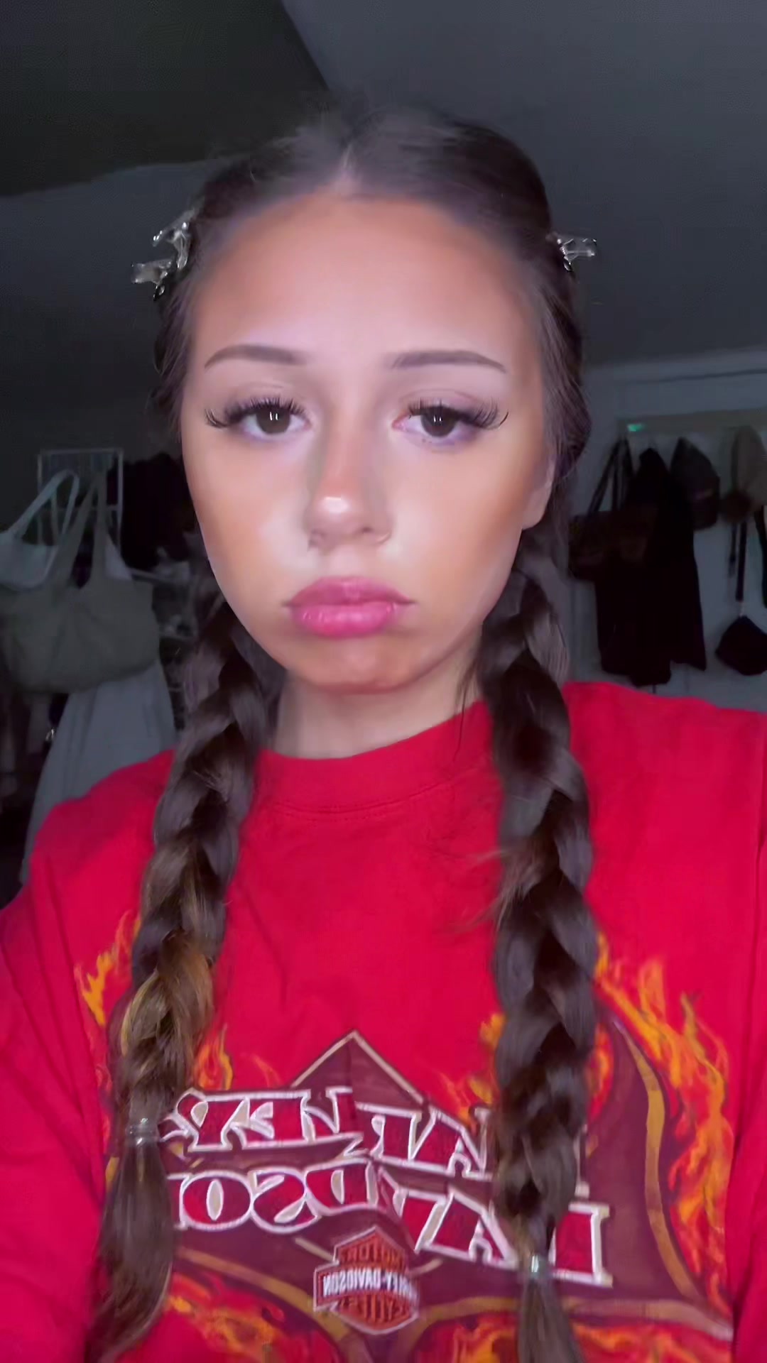 @samishortcake23