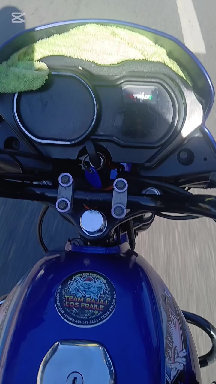 @JORGITO_BAJAJ
