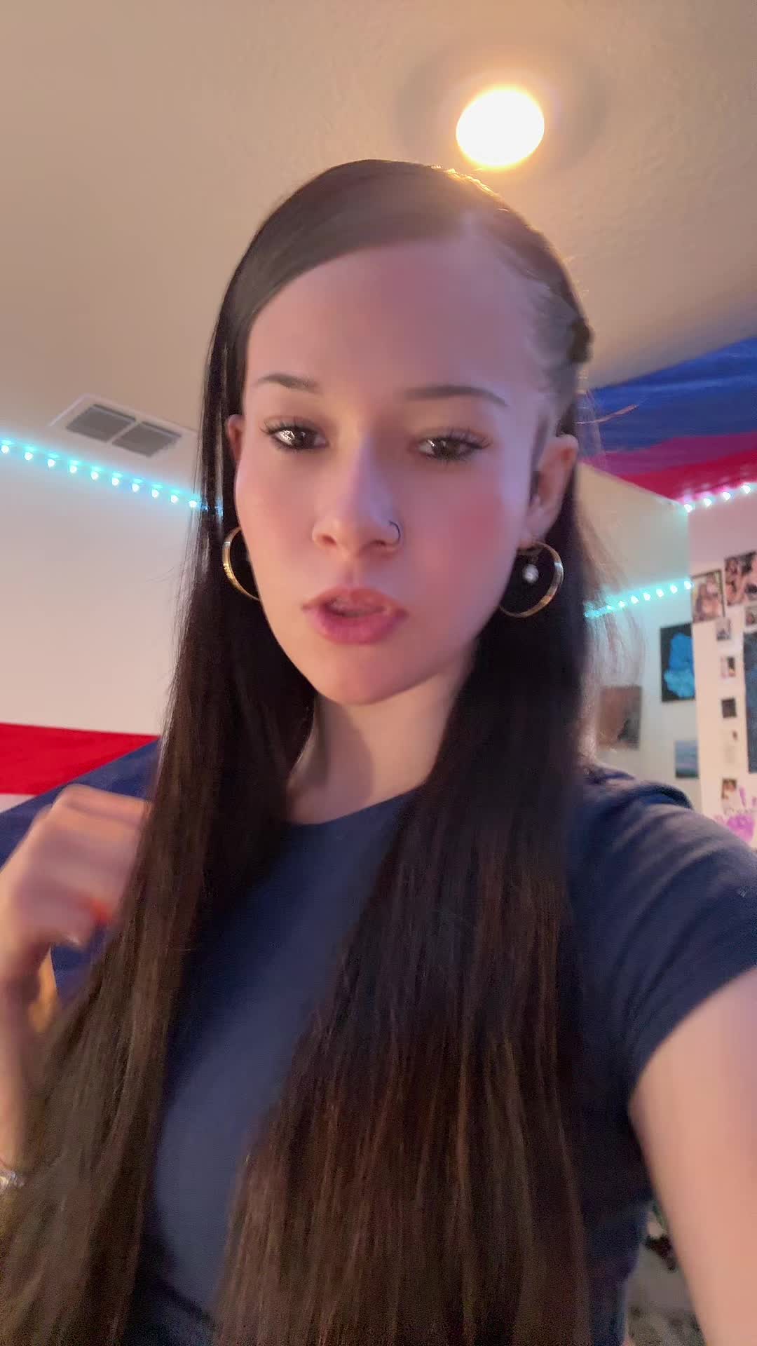 @Nicole