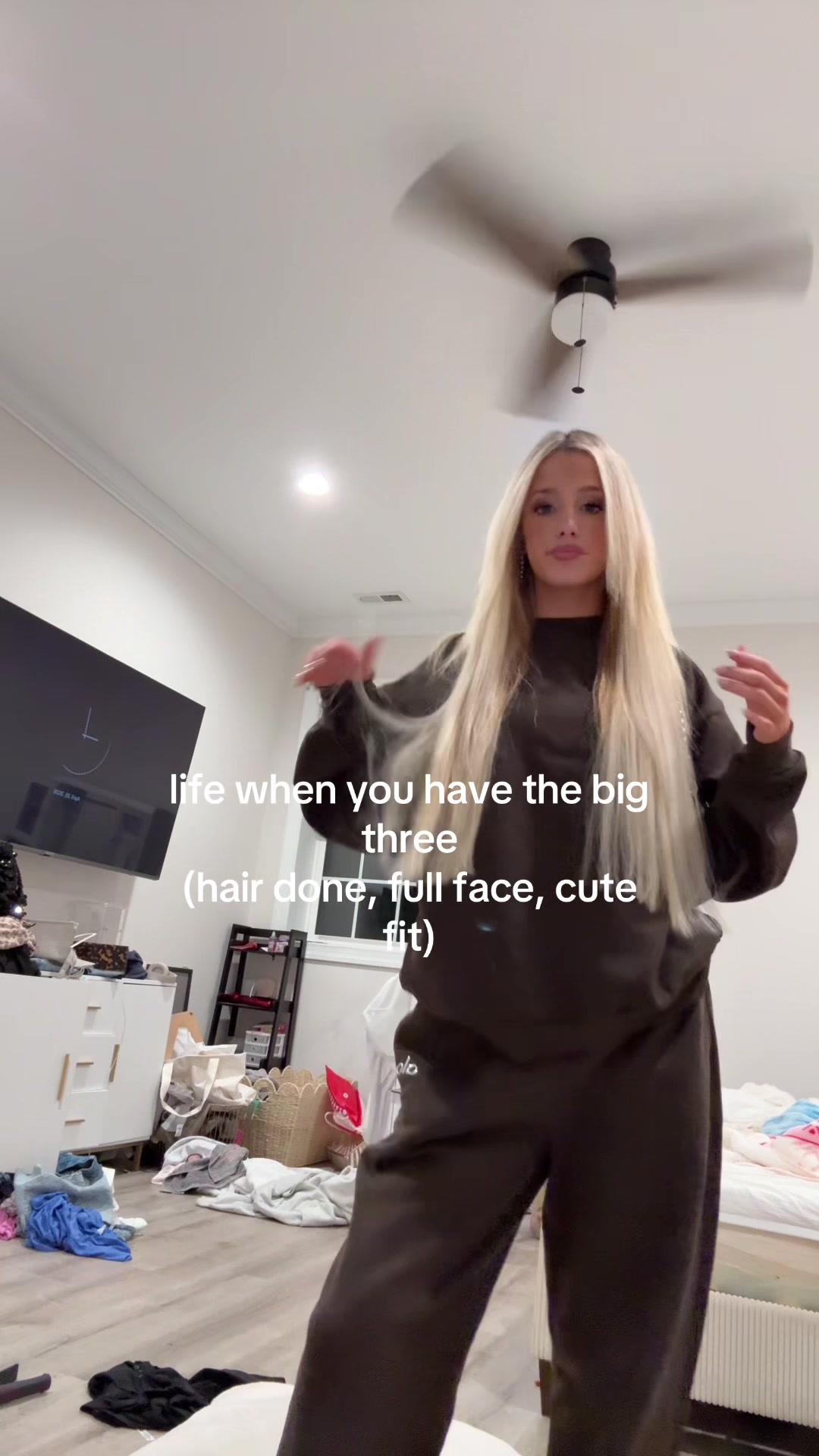 @via *✧･ﾟ: