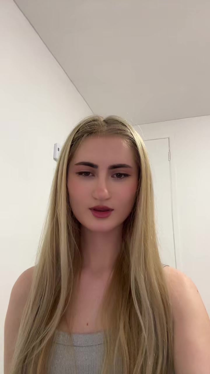 @𝓐𝓷𝓷𝓪