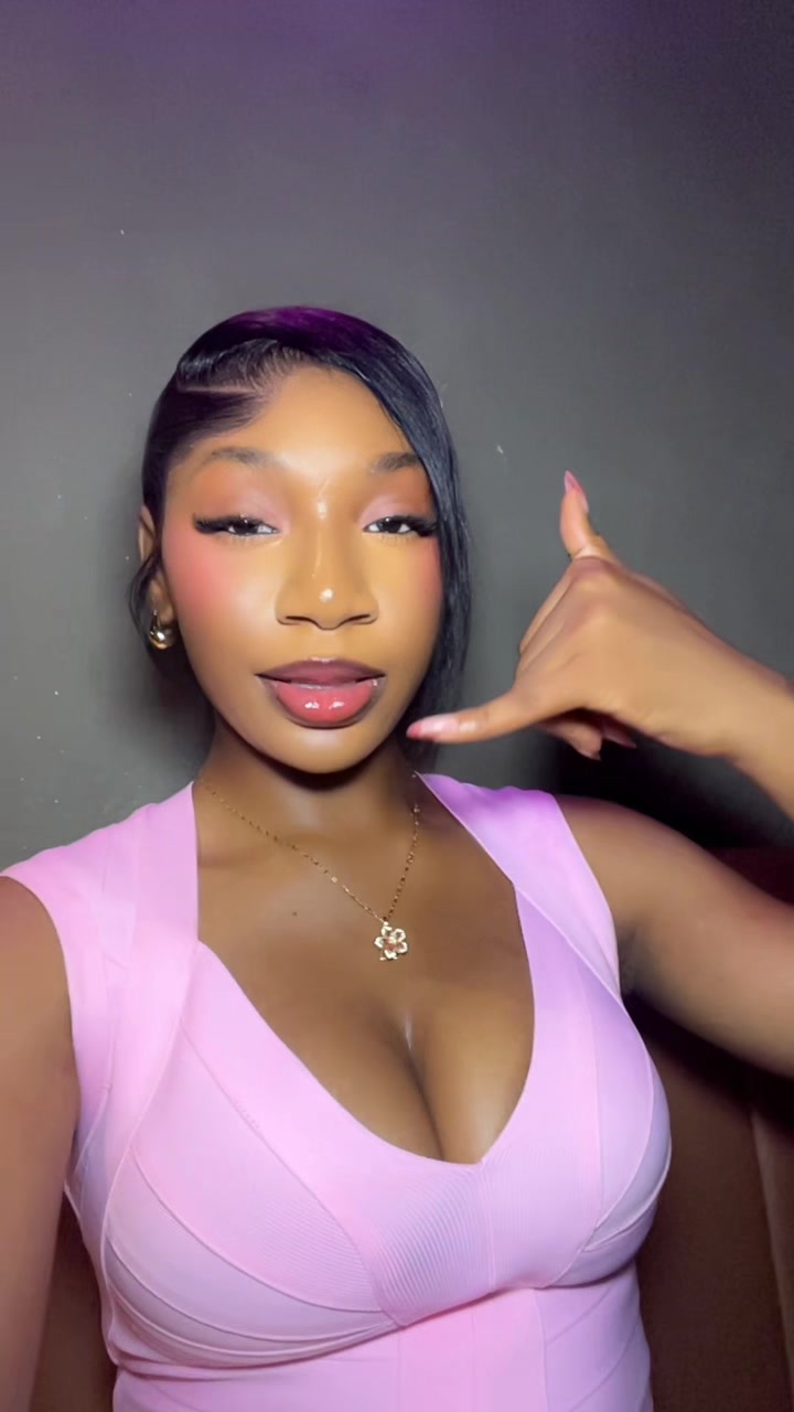 @sarahefere_