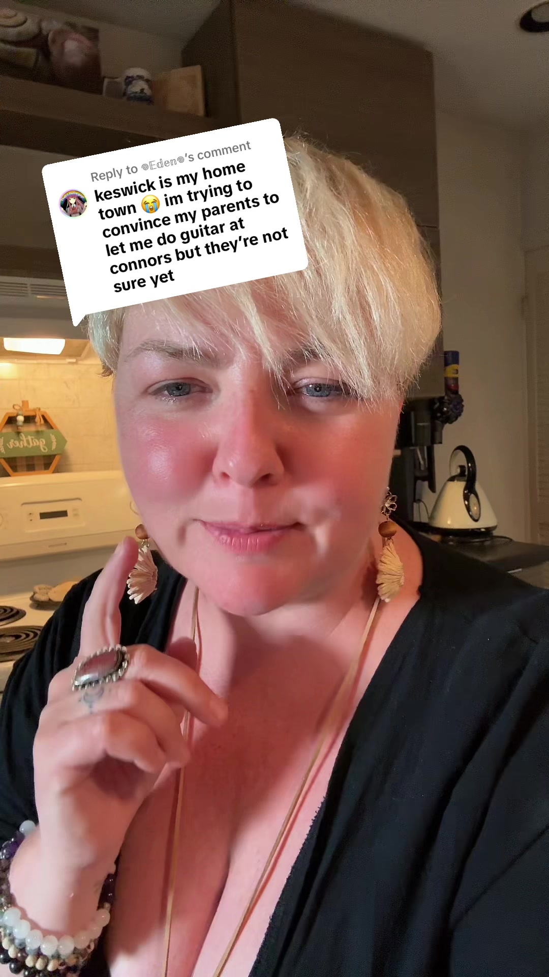 @🇨🇦 Bernadette Connors