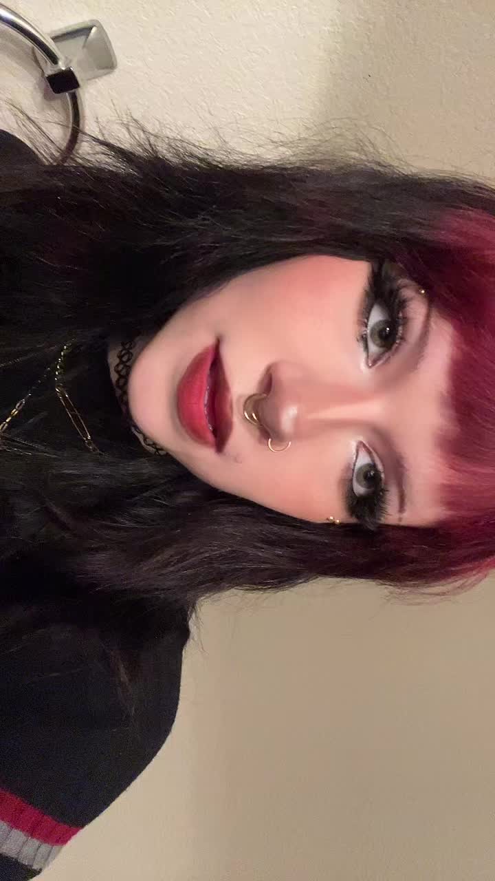 @Maya 🖤 (#1 Besitos Fan)