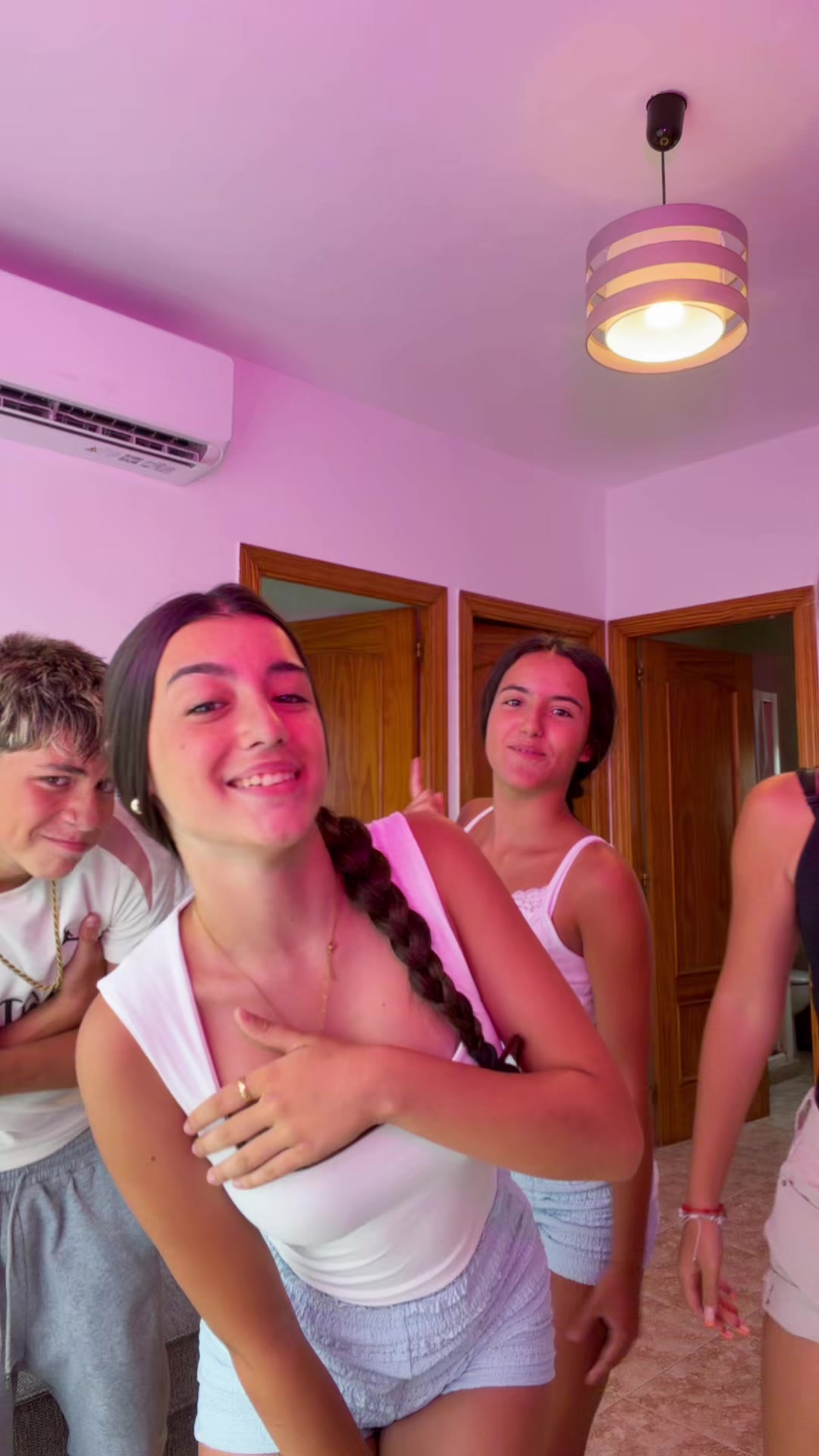 @ladyabril_tiktok