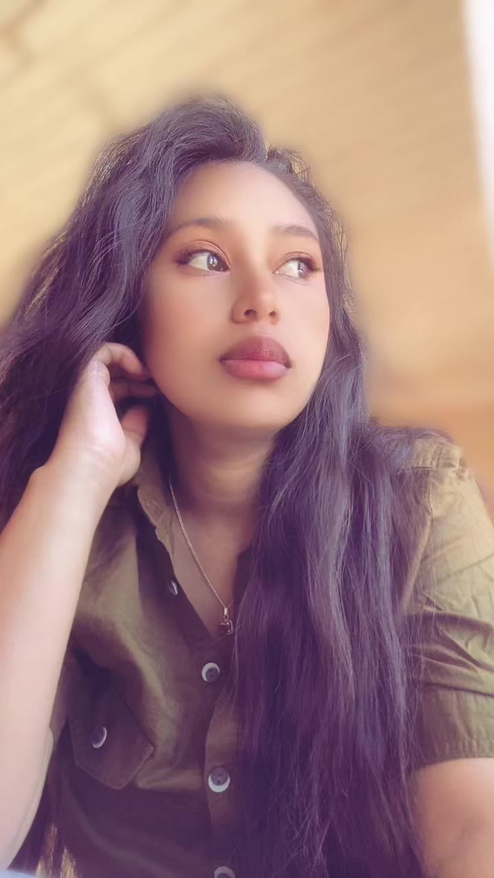 @𝒦ℴ𝓁ℴ𝒾𝓃𝒶 🍒