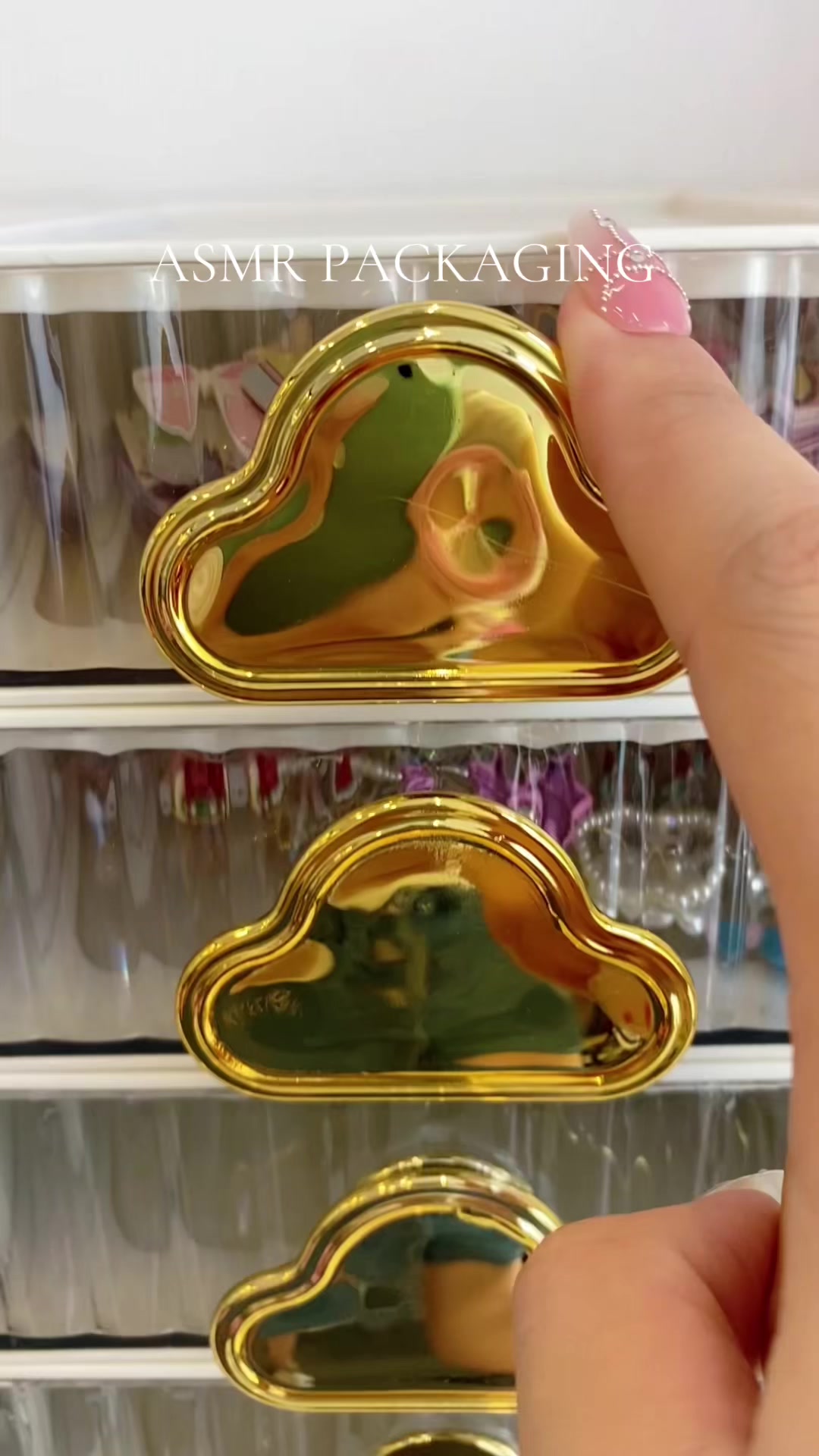@Fullovenail