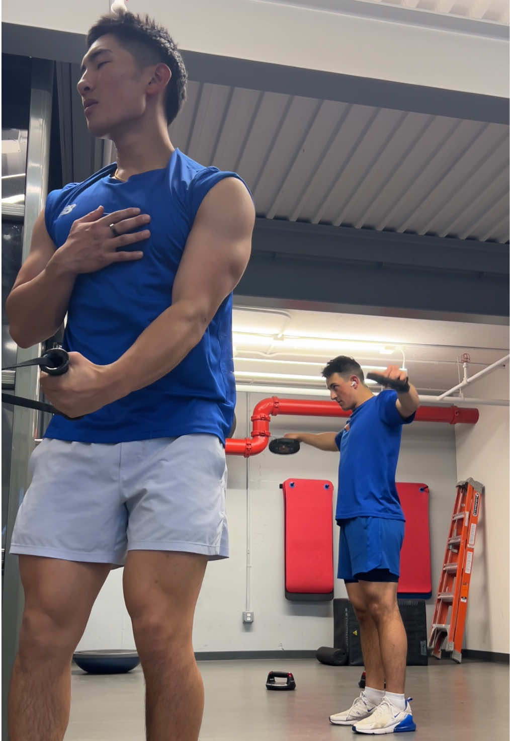 @HitThrowLift